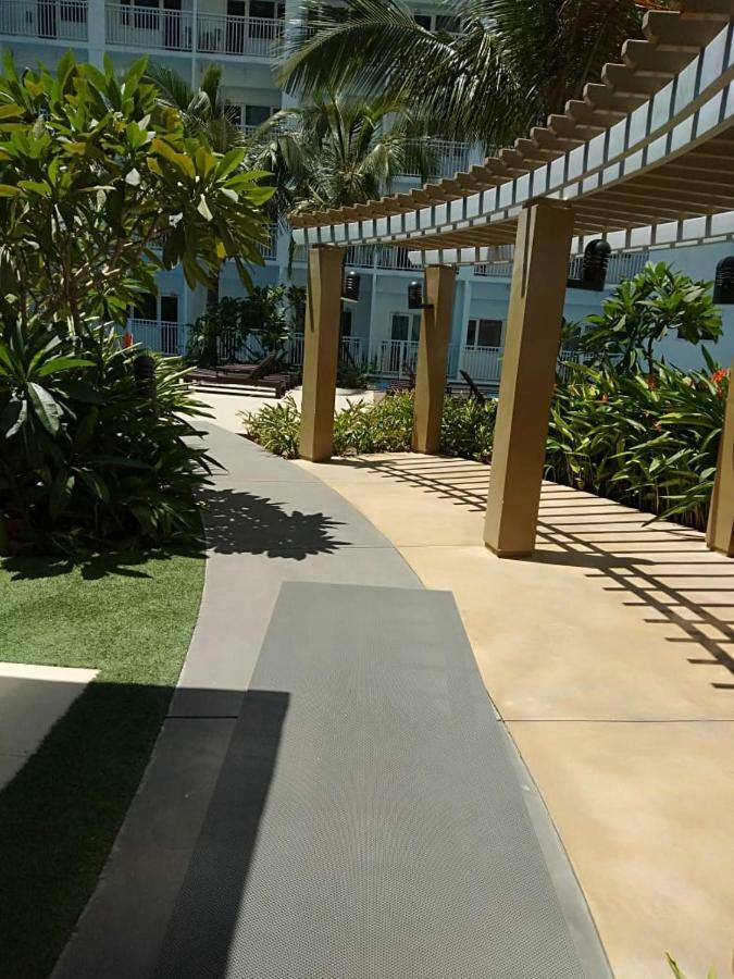 Shore Residences Moa Манила Екстериор снимка